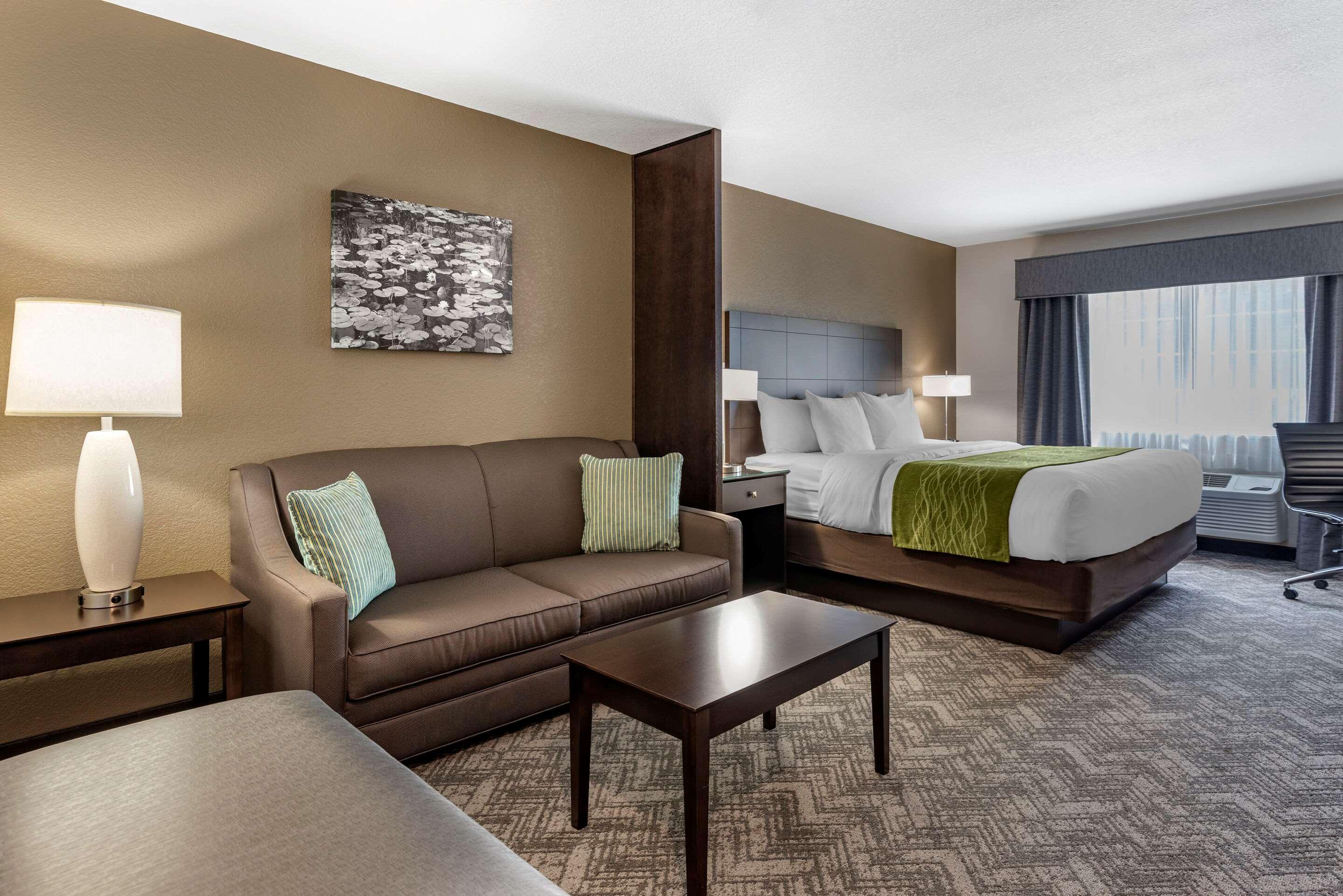 Comfort Inn & Suites Tualatin - Lake Oswego South Exterior foto
